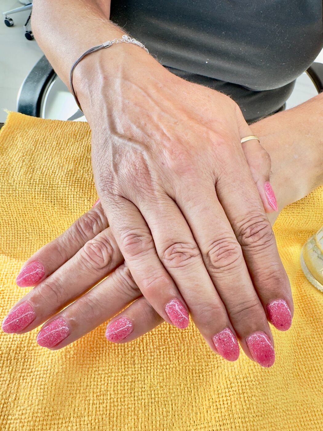 Custom nail set from Lumi Nails