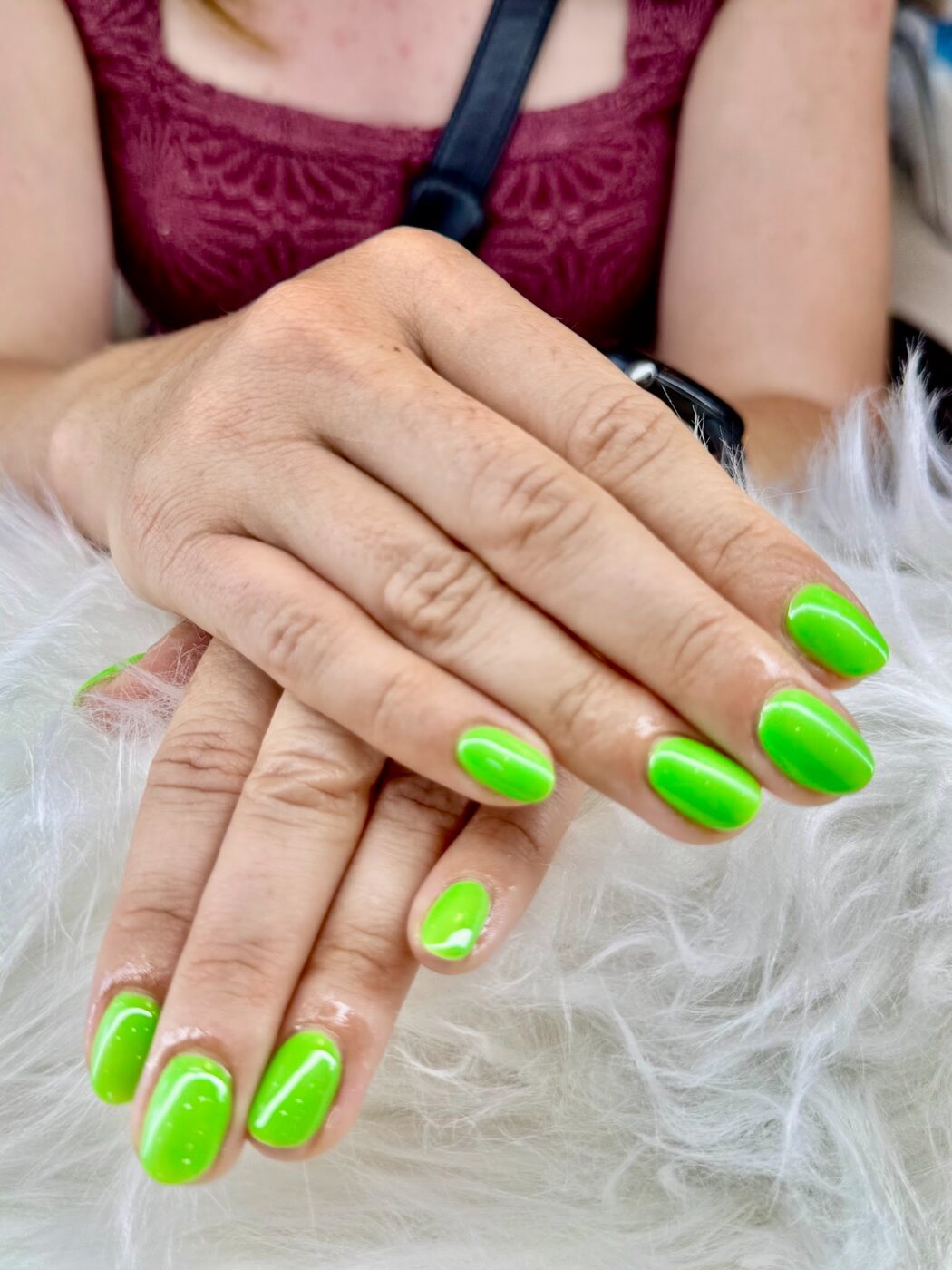 Elegant custom nails from Lumi Nails